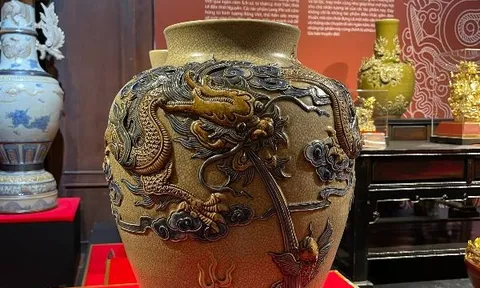 Trung tâm "Ngàn năm gốm Việt" và ước mong phục hồi di sản gốm hoa nâu