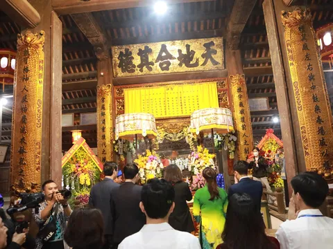 Hà Nội: Người dân nô nức trẩy hội rước nước tại làng gốm cổ Bát Tràng